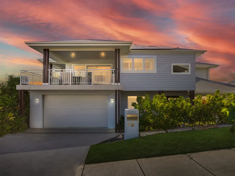 Stunning Coastal Living Rental!!