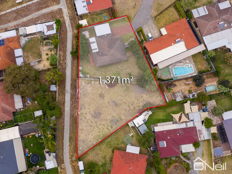 MASSIVE 1371SQM BLOCK R15/25