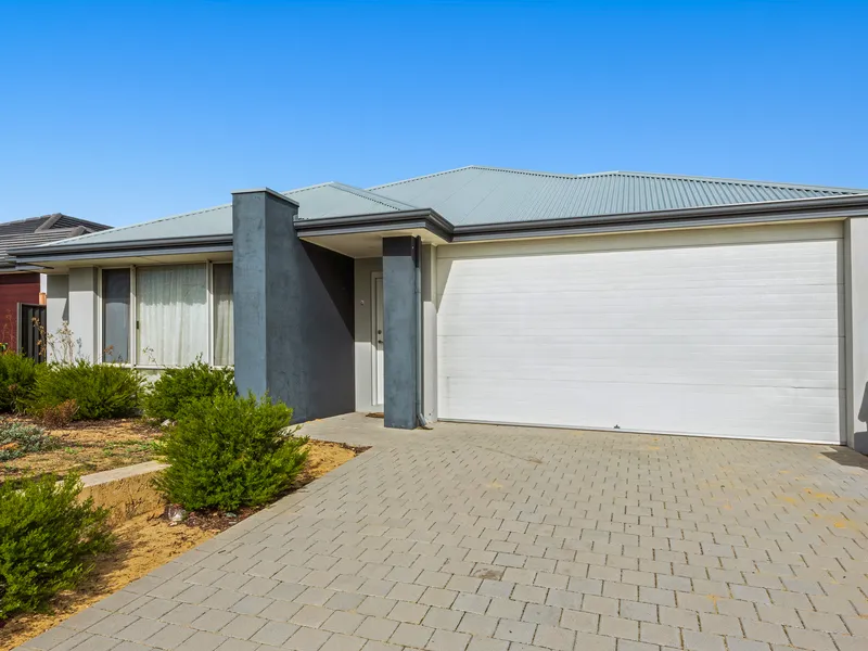 PERFECT FAMILY ALL ROUNDER DIRECTLY ACROSS FROM PARKLAND