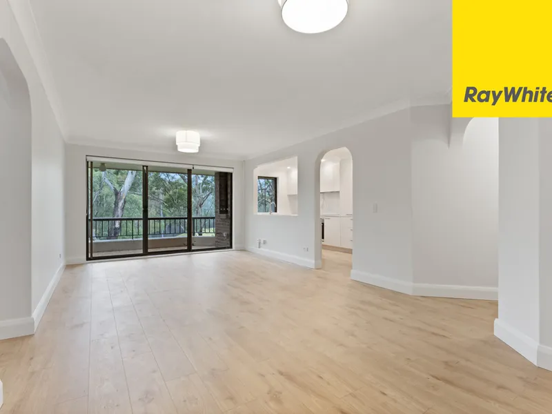 Stunning Brand New & Renovated Unit in Perfect Position in Epping