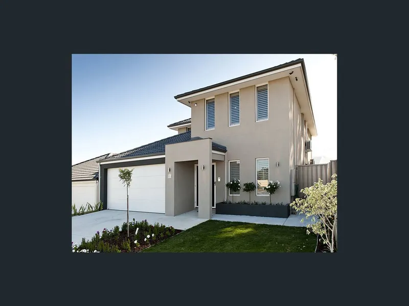 STREET FRONT MODERN STUNNER!