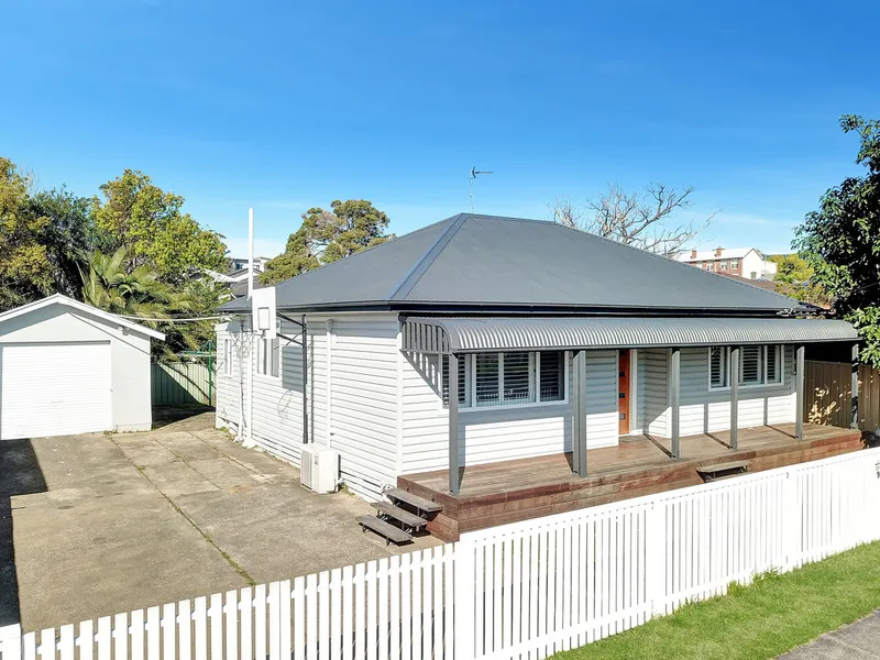 Immaculate Home In Family Friendly Suburb