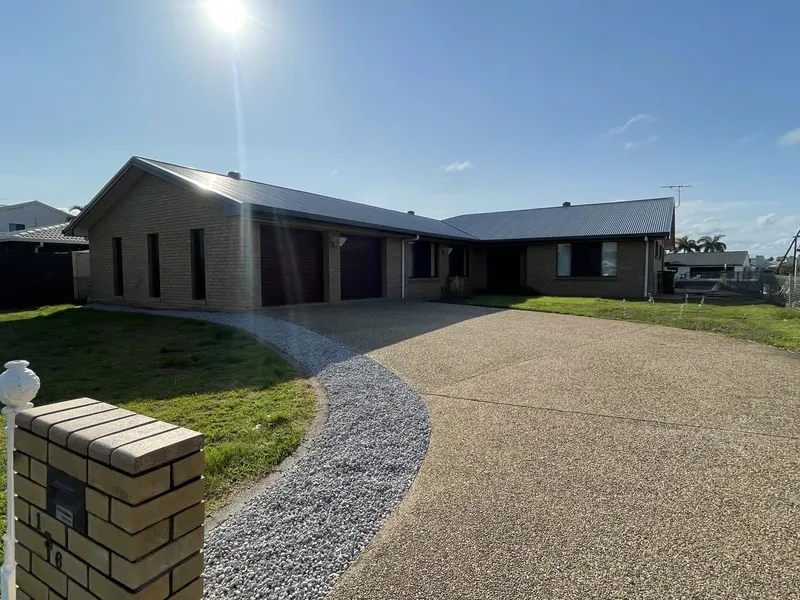 Lowset Home in the Canals of Newport!