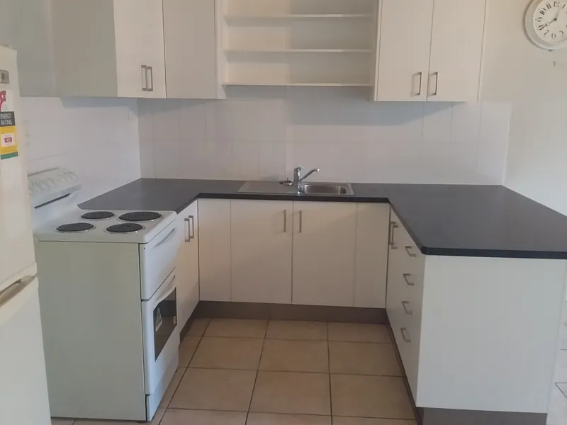 Neat & Tidy 2 bedroom unit