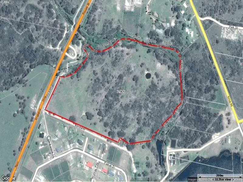 30 Acres Near Town with 500 m Tenterfield Creek Frontage and Dam Views, Subdividable