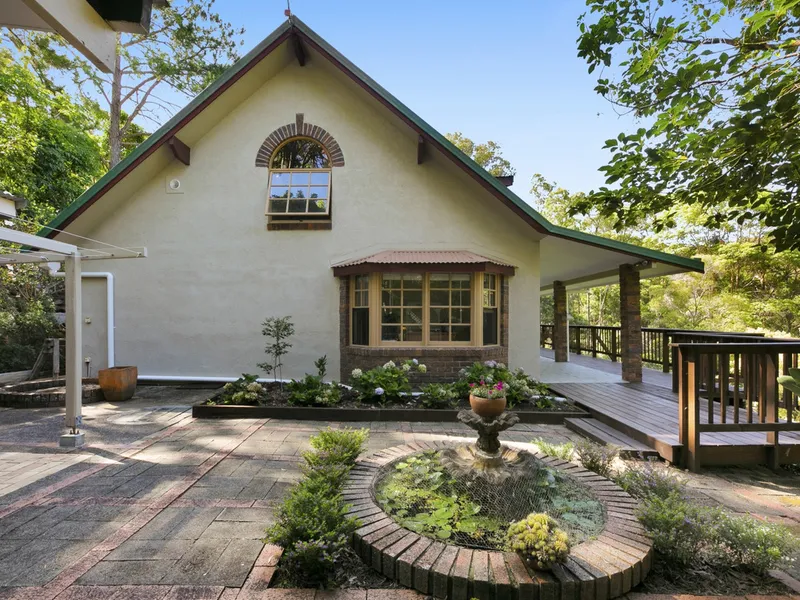 Charming Retreat Immersed in Serenity and Seclusion