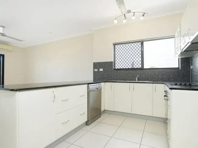 Three bedroom, Two bathrooms. Great location. Modern. Beautiful Views, balcony. Secure, fenced complex with automatic gates. Walk to Darwin City!