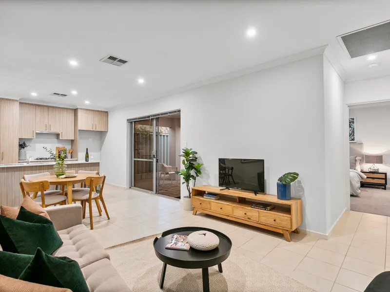 Private villa in whisper quiet cul-de-sac location.
