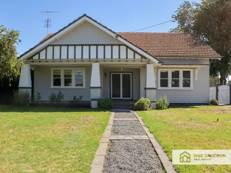 Beautifully renovated family home in the heart of Horsham