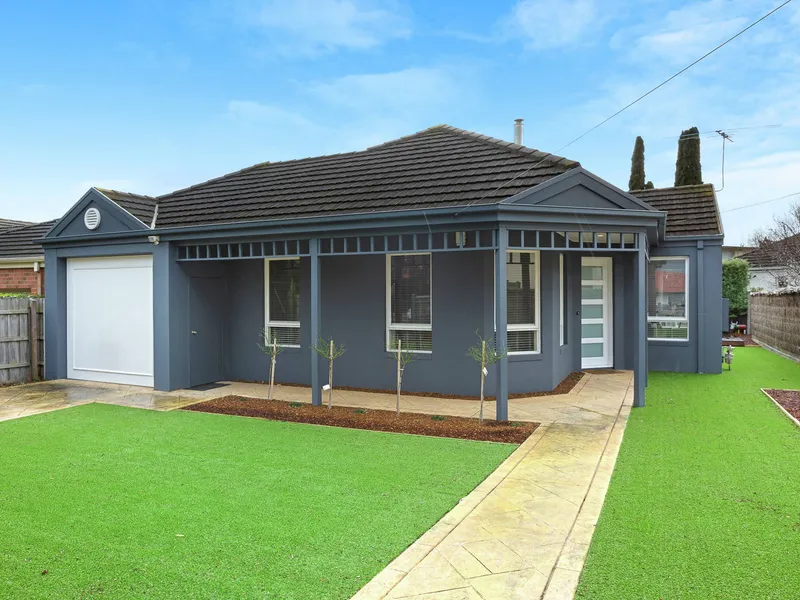 Uncompromised luxury living in the HEART of Mt Eliza.