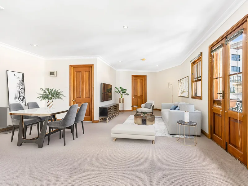 FABULOUS 1 BEDROOM APARTMENT IN THE HEART OF SURRY HILLS!!