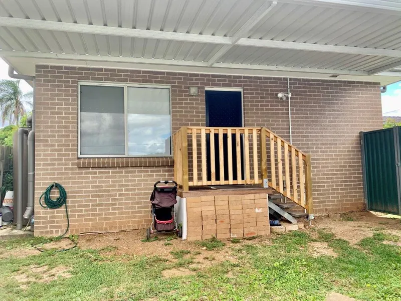 GOOD CONDITION GRANNY FLAT 