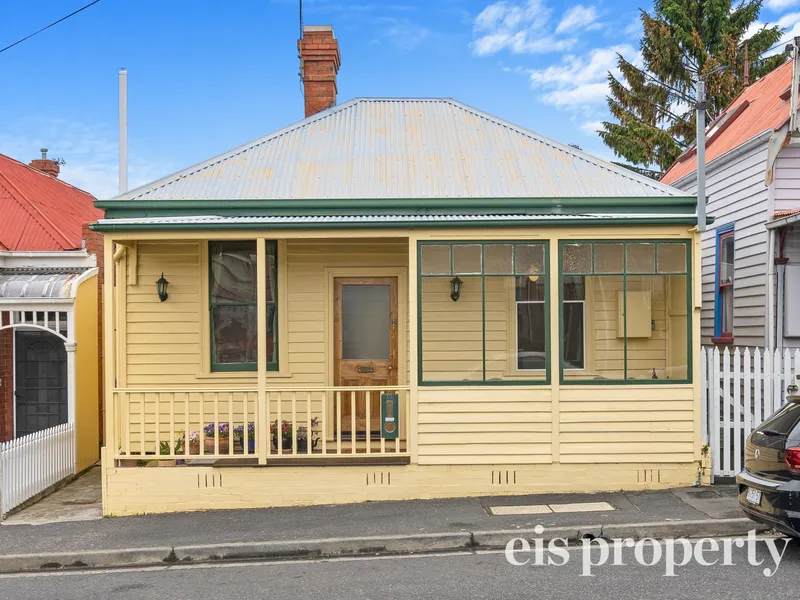 Lifestyle, location & light-filled living - A special inner-city treasure
