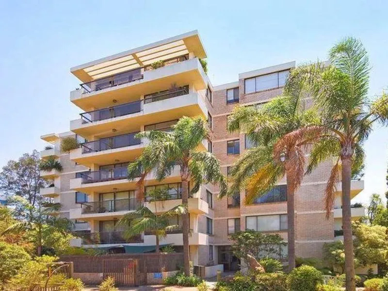 Bright northerly aspect provides light throughout