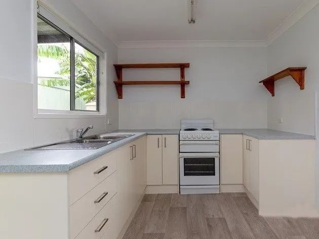 Fantastic home with huge shed 