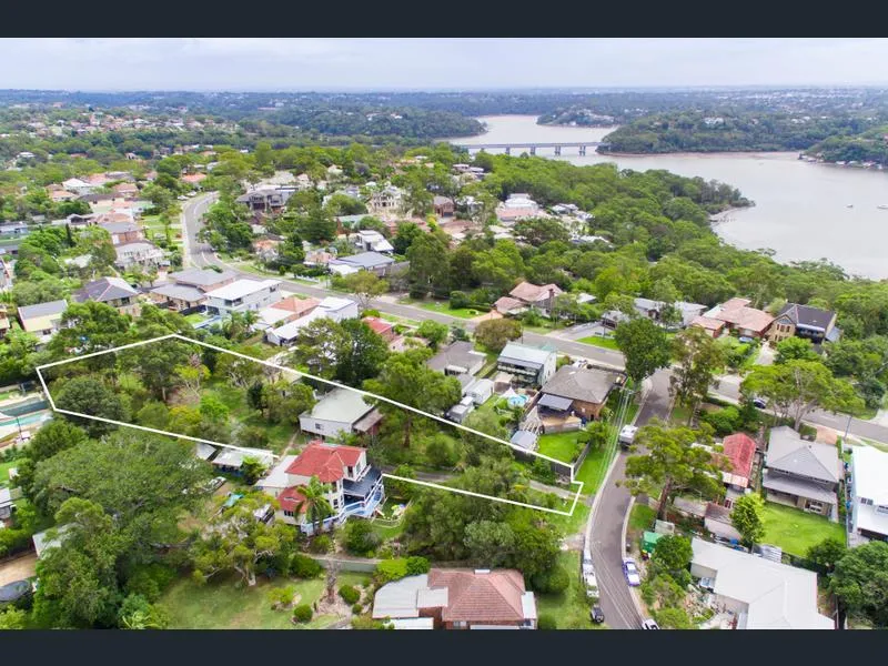 2,594.7 m² LAND ZONING R2 FOR TOWNHOUSES CALL/PUT OPTION AVAILABLE