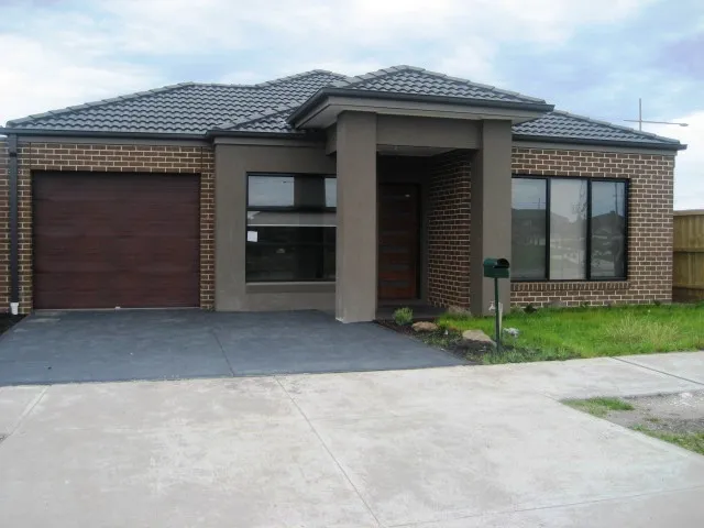 3 BEDROOM HOME IN THE LYNDARUM ESTATE