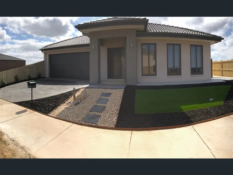 Text Palky on 0433 860 100 to discuss this property!