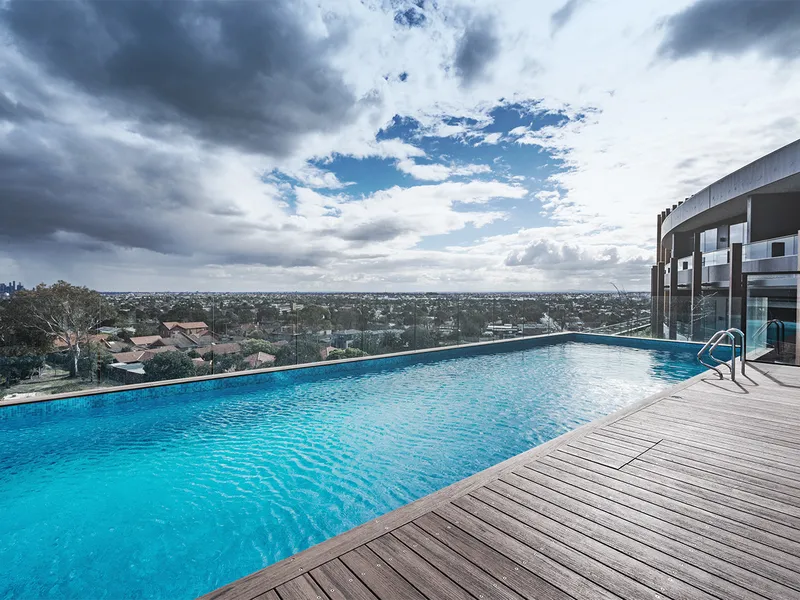 Stunning Like New Apartment with Sweeping Views