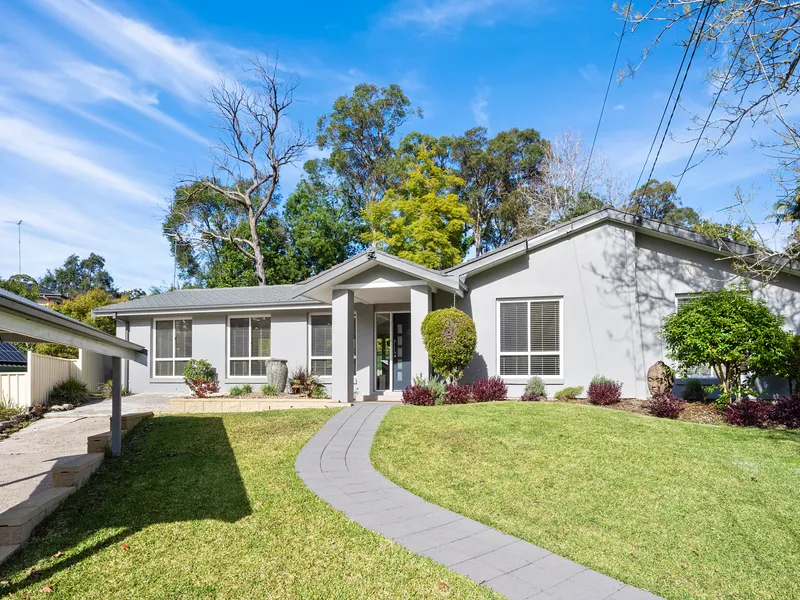 Stylish Family Residence Set in Quiet Cul-De-Sac With an Emphasis on Entertaining