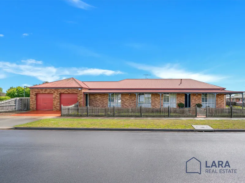 Prime Location, Luxury Amenities and Shedding