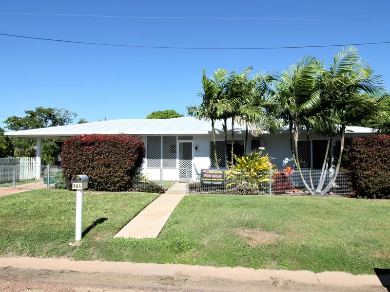 Block Home with Granny Flat & Entertainment Areas