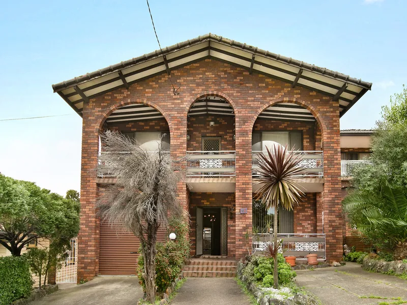 Original style family home providing vast potential