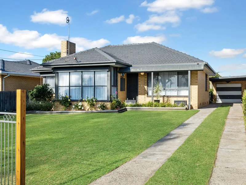 The Complete Family Home With Not A Thing To Do!