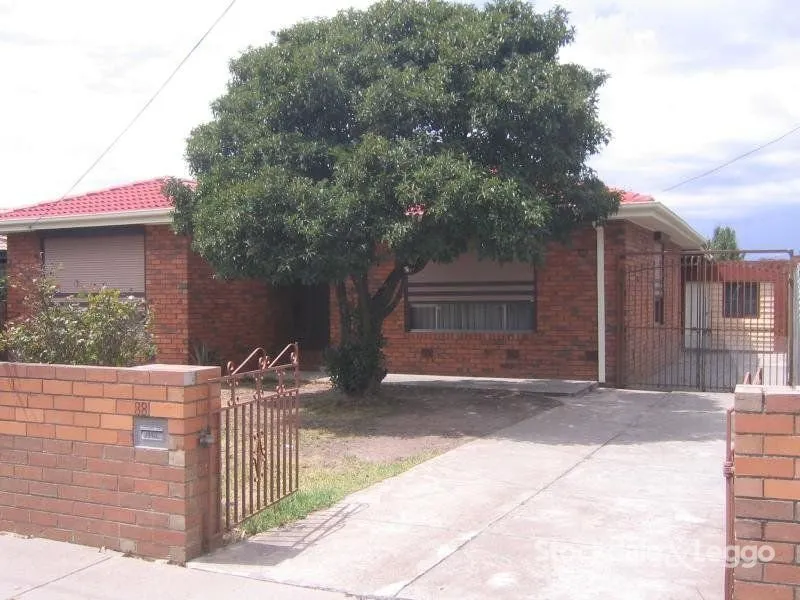 3 BEDROOM HOME WITH SPACIOUS BACKYARD