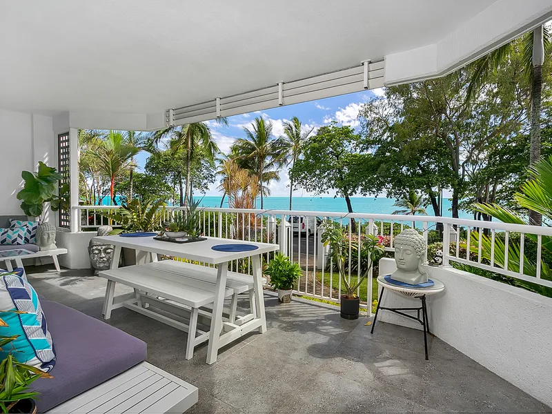 BEACHFRONT – TASTEFULLY RENOVATED – PET FRIENDLY