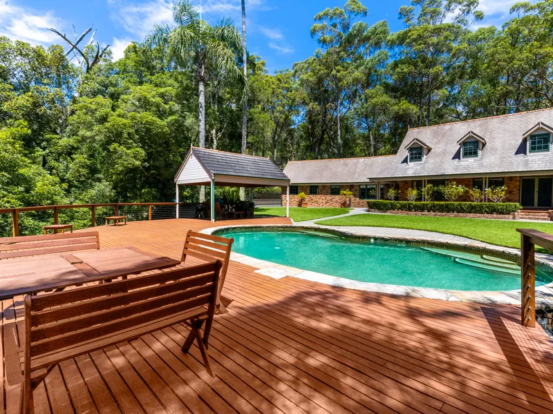 Private Acreage Estate