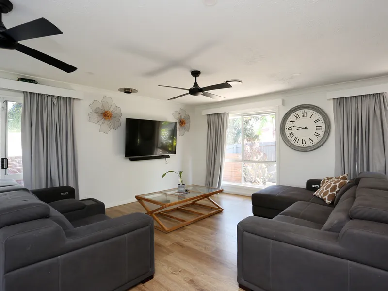 Perfect family home in quiet location!