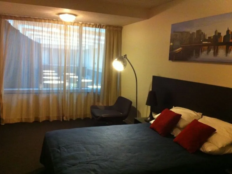 Fully Furnished Studio In CBD! Disability Access, No window.