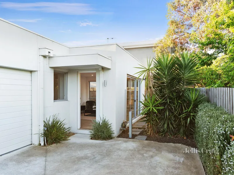 Secluded Style with Location Perfection