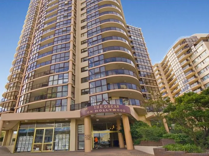 Spacious 2 bedroom apartment in the heart of Bondi Junction