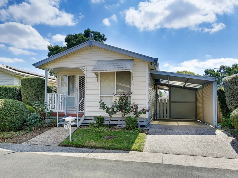 Lovely 2 bedroom home with private garden