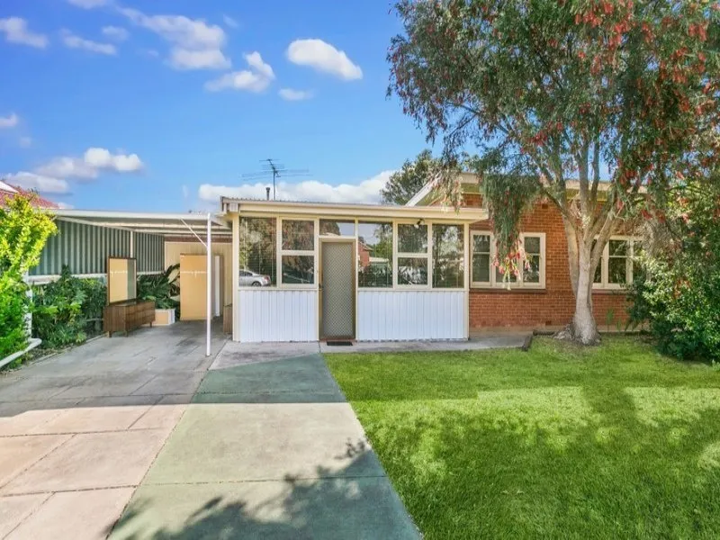 Close to Shops and Transport