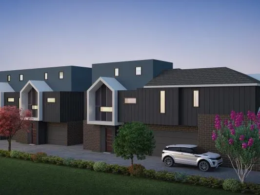 A Lifestyle of Convenience & Luxury, Perfect Townhouse in Carnegie!!!