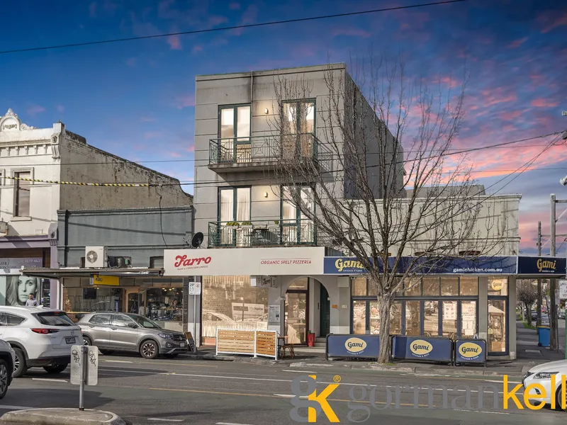 TRIPLE TREAT! COMMERCIAL & RESIDENTIAL INVESTMENT