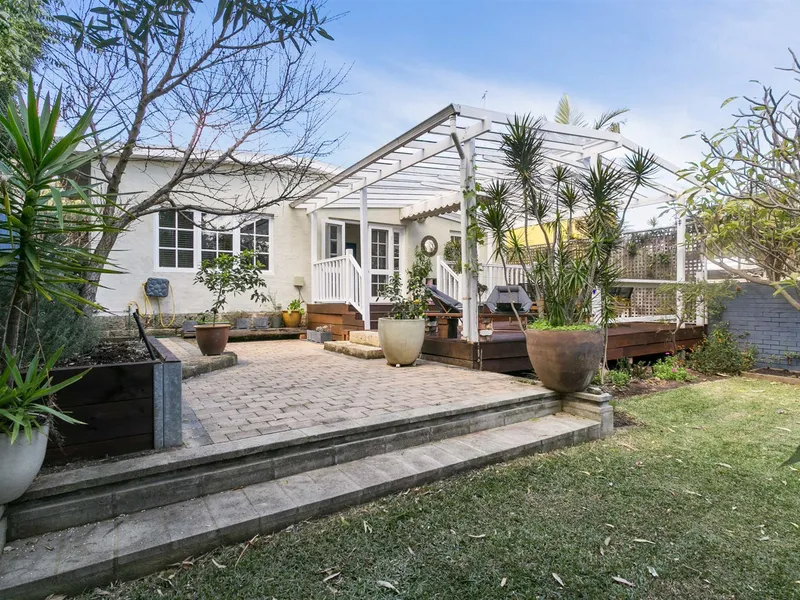 Fabulous Renovated Home in Leafy Wembley Downs!