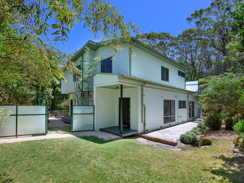 Unique flexible living, dual occupancy residences