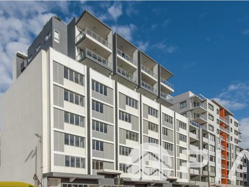 Good size apartment for lease, near Homebush Station