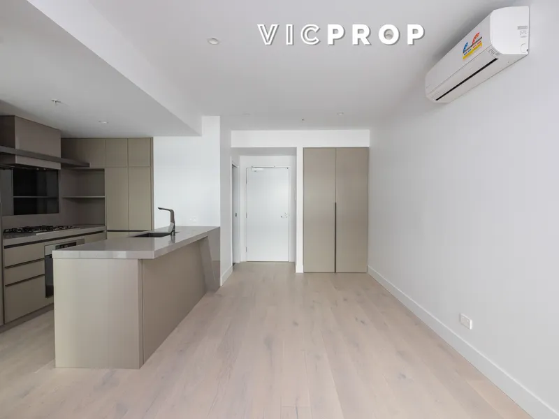 Luxury Living with the Best Entertainment in Hawthorn Park