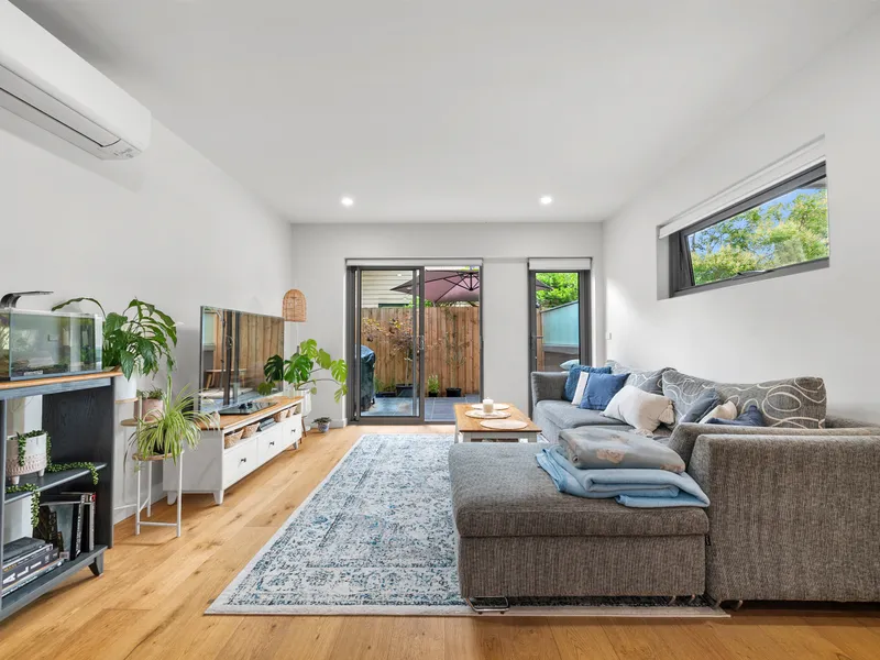 Luxury and Contemporary Ground Floor Home