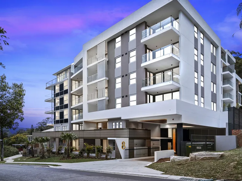 Experience the Perfect Blend of Urban Convenience and Coastal Charm