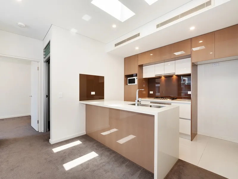 Immaculate Apartment Located at the Rear of the Block (Entry via Gordon Crescent near corner of Elizabeth Parade)