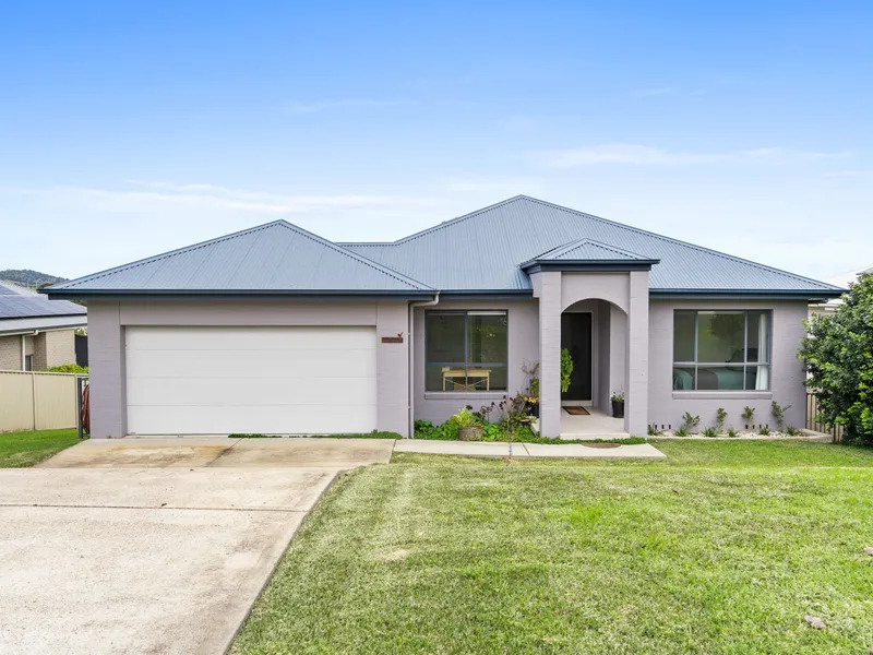 Family Lifestyle and Incredible District Views