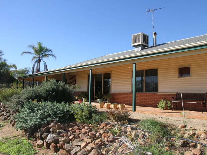 GO OFF THE GRID!! 13.44 HECTARES