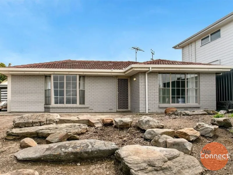 New to the market - Freshly updated throughout