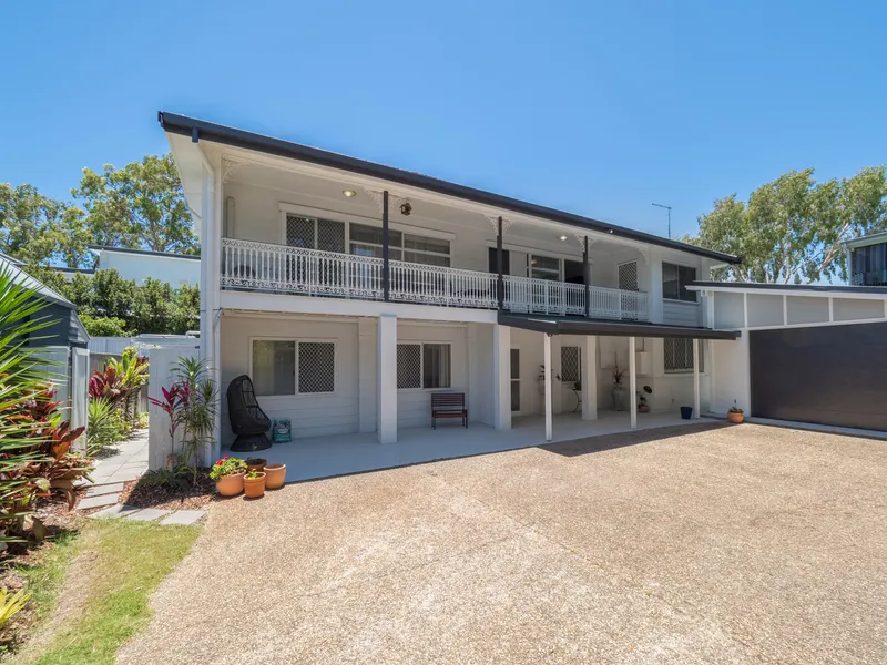 DUAL LIVING - CHARM AND MODERN ELEGANCE